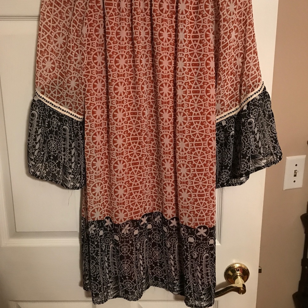 Off the shoulders Dress!